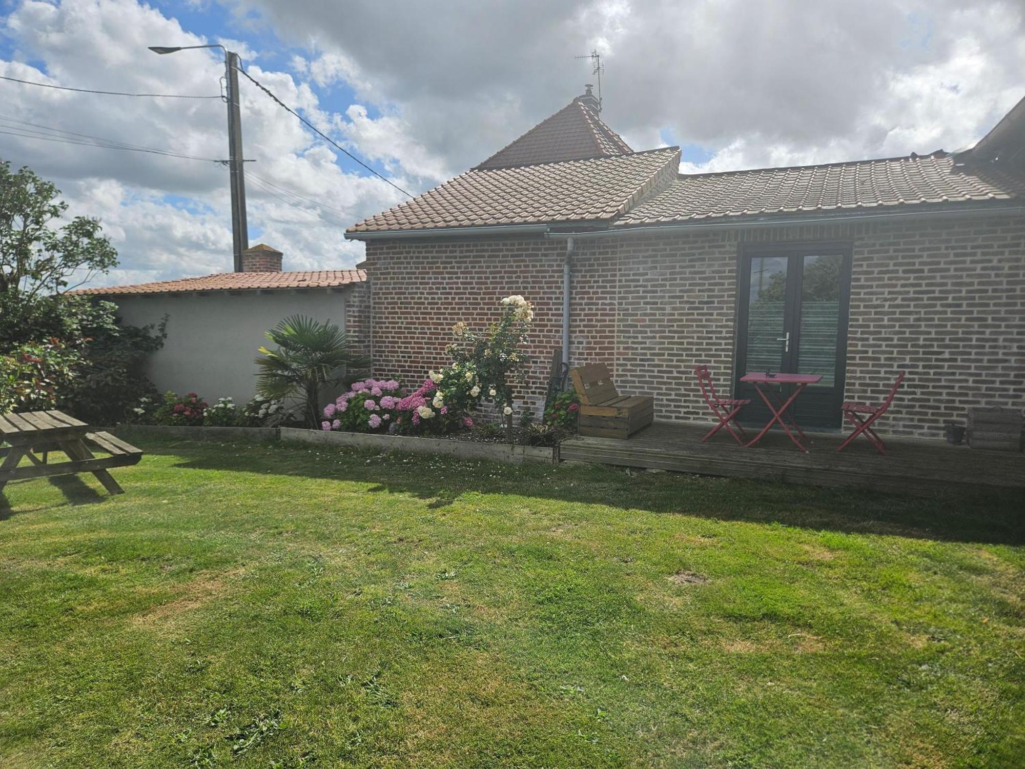 Chambre D Hotes Le Pigeonnier Fromelles Kültér fotó